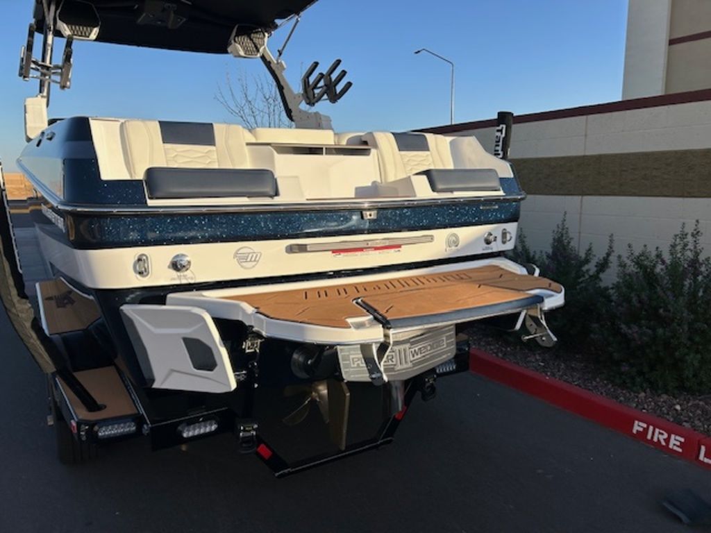 2025 Malibu Boats 24 MXZ