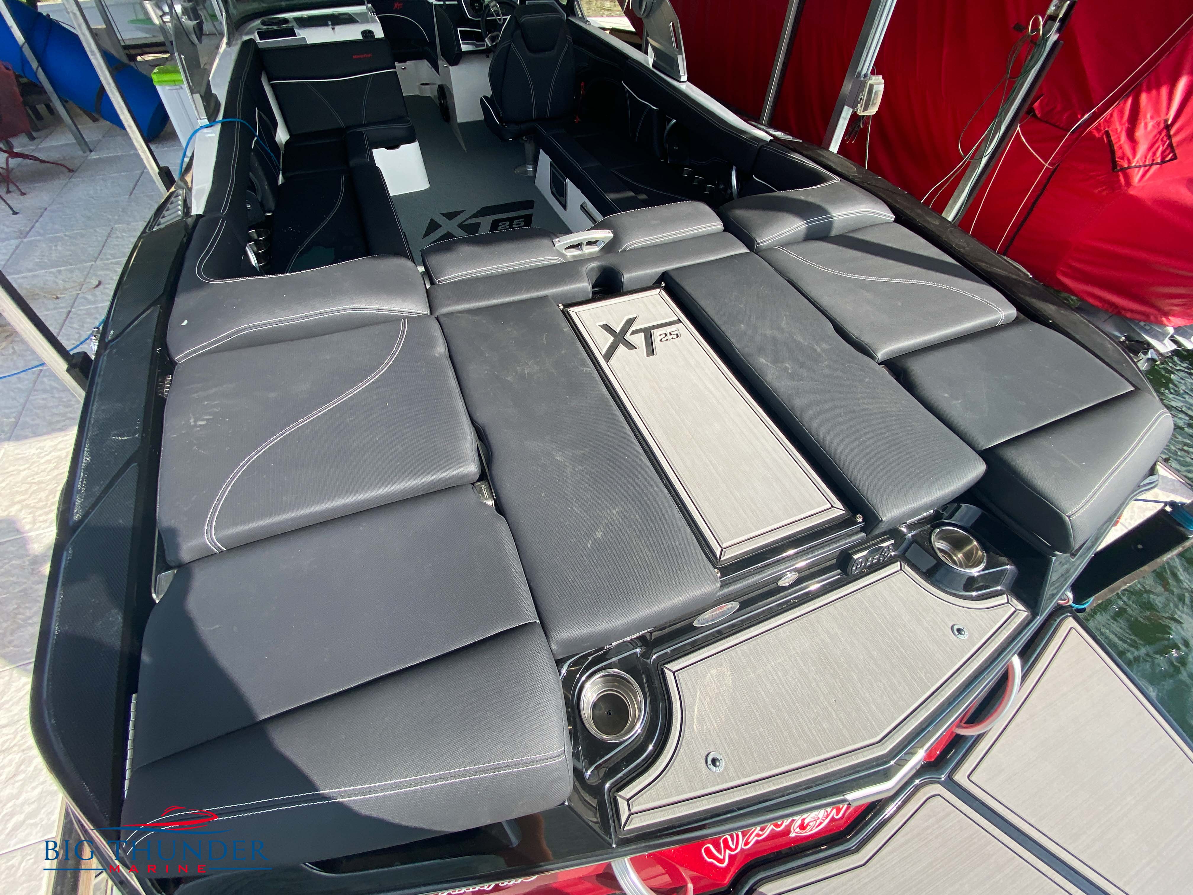 2020 Mastercraft XT25