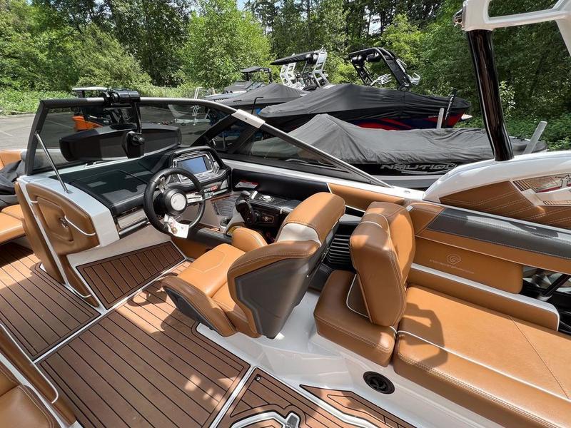 2016 Nautique G25