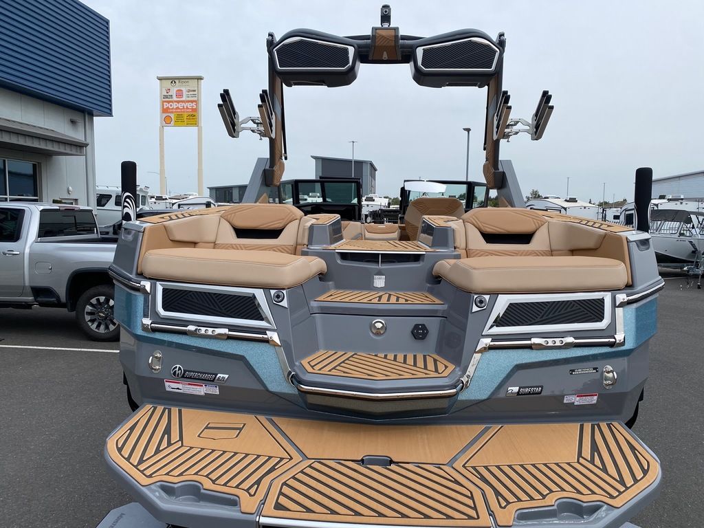 2025 MasterCraft XSTAR 23