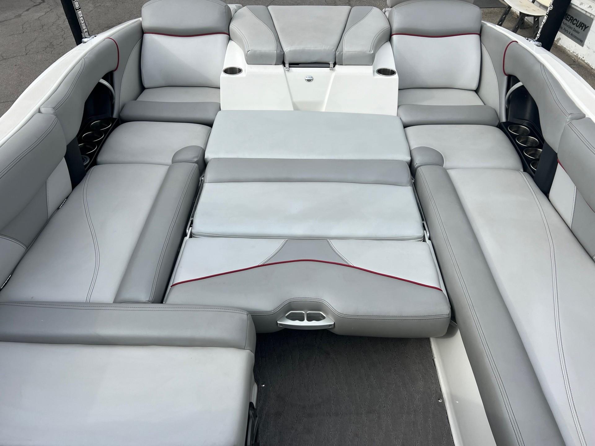 2017 MasterCraft X46