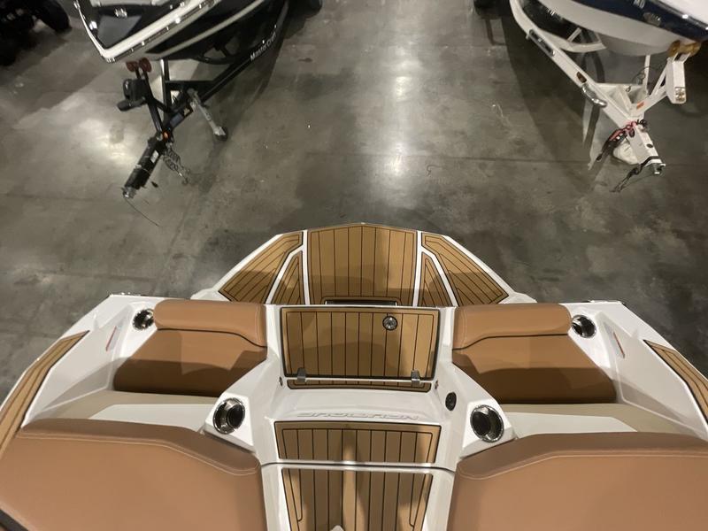 2022 Nautique G25