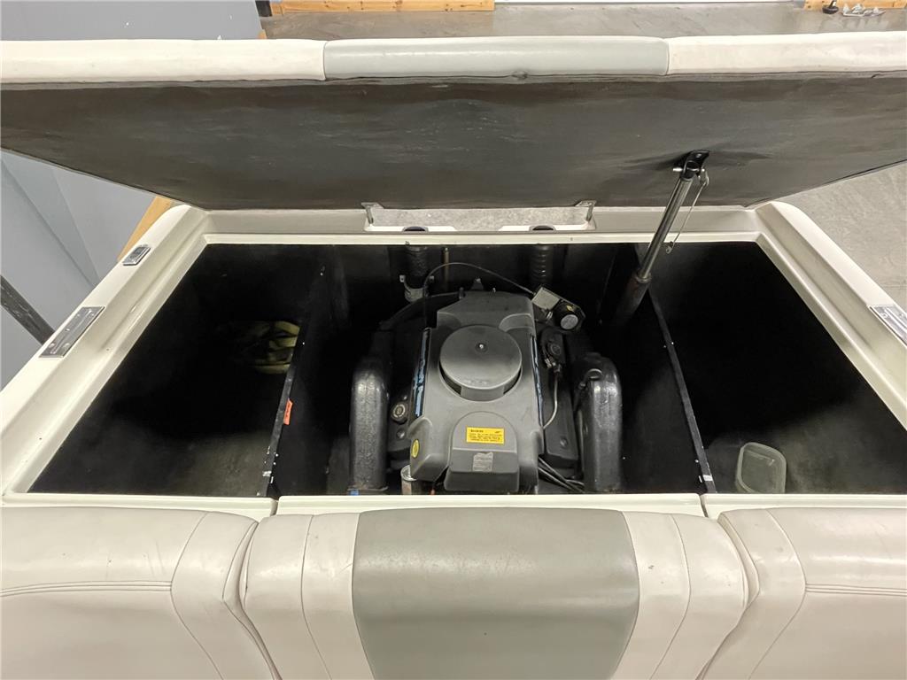1995 MasterCraft Maristar 200 V