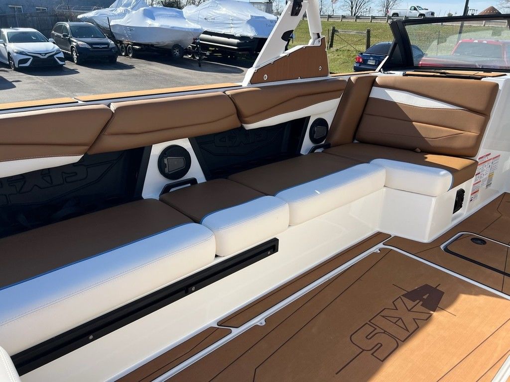 2025 Axis Wake Research A245