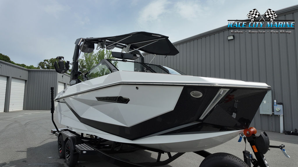 2025 Nautique G21