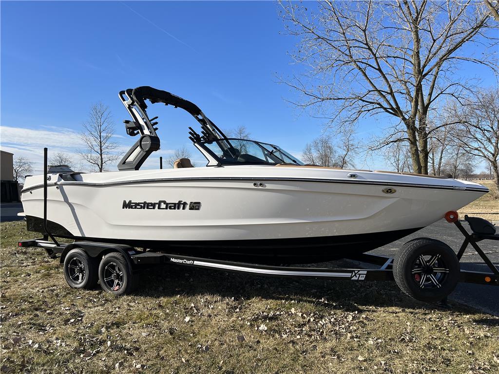 2024 Mastercraft XT-25 | 209101