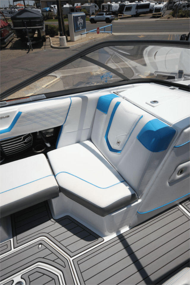 2017 Super Air Nautique G25 &#8211; Garage Kept Loaded with options