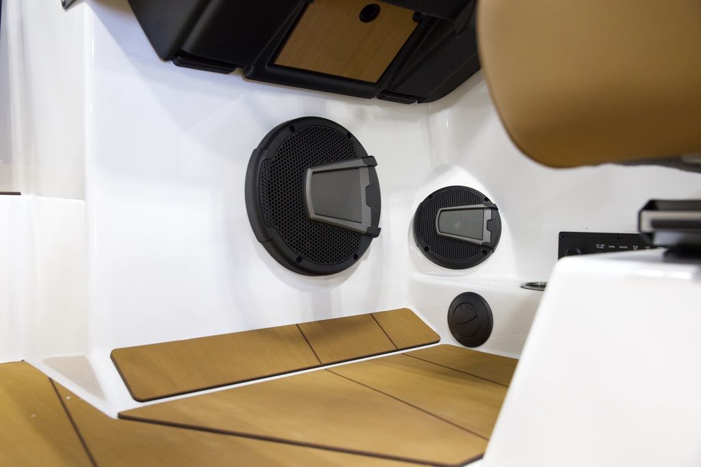 2025 Axis Wake Research T250