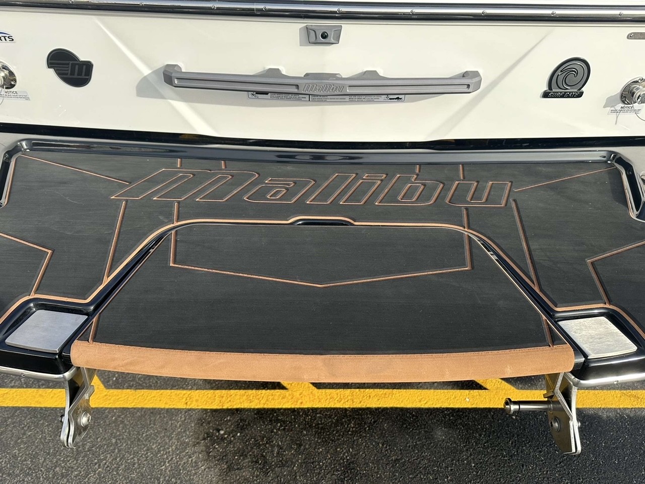 2025 Malibu Boats 25 LSV