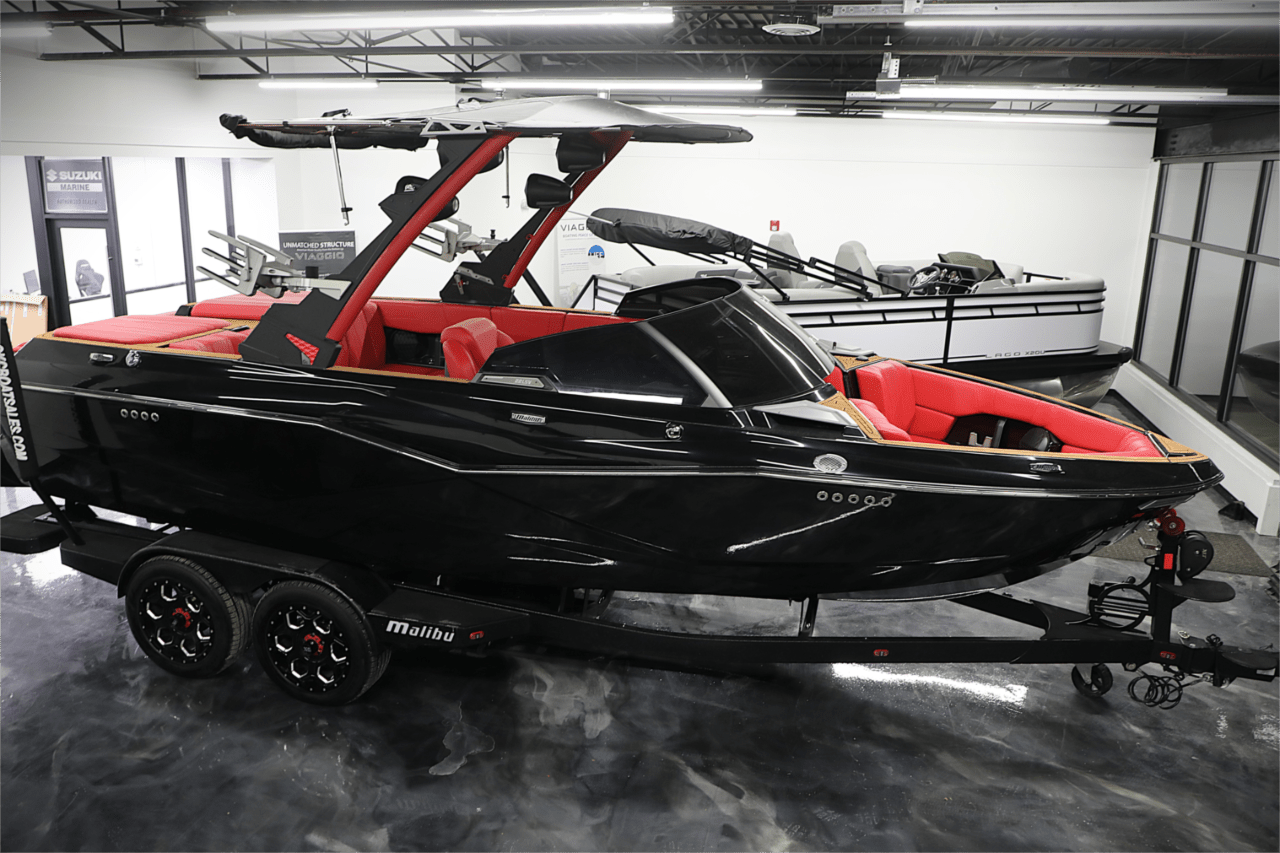 2023 Malibu Wakesetter 22 LSV – New Arrival – M6 Motor!
