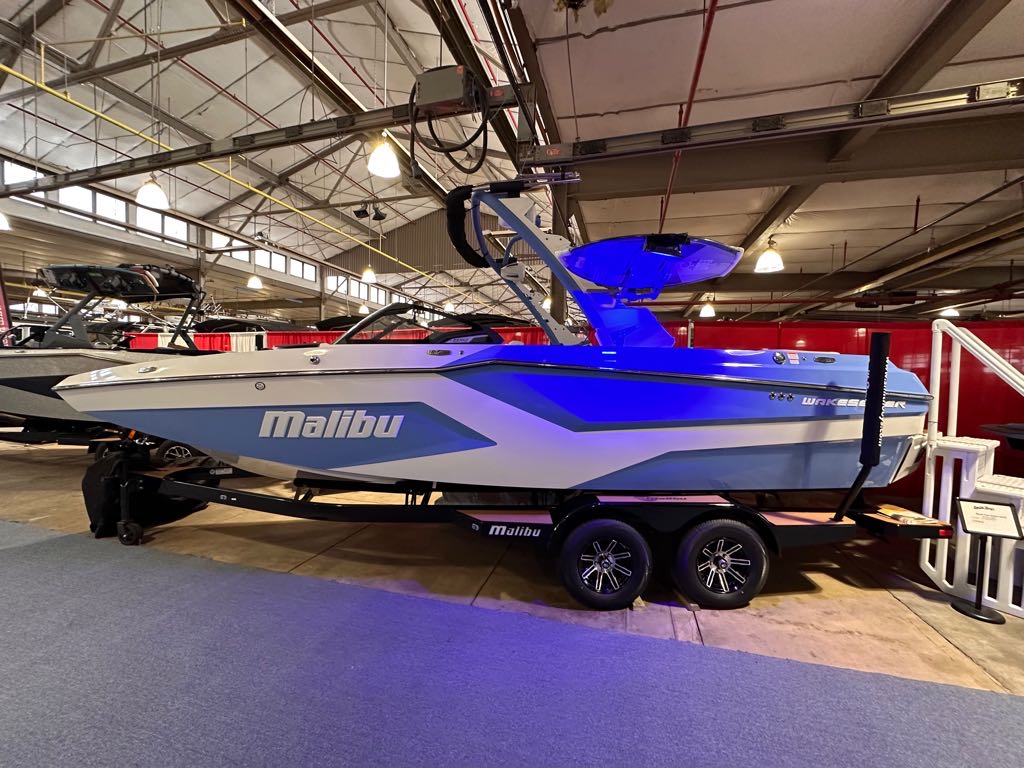 boat.Title