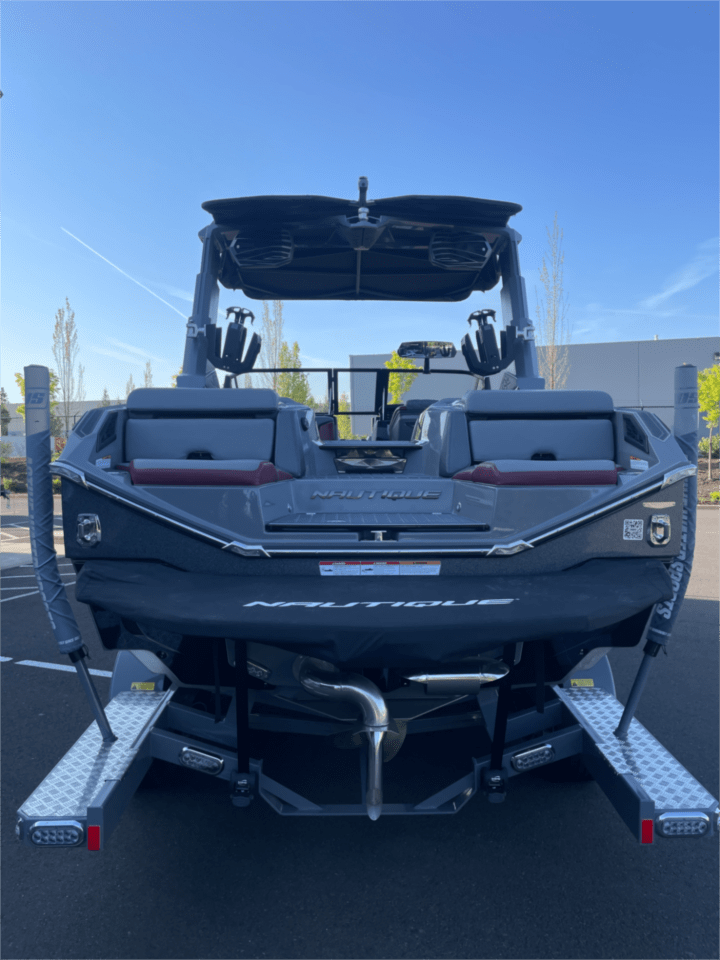 2023 Paragon 23  130 hours