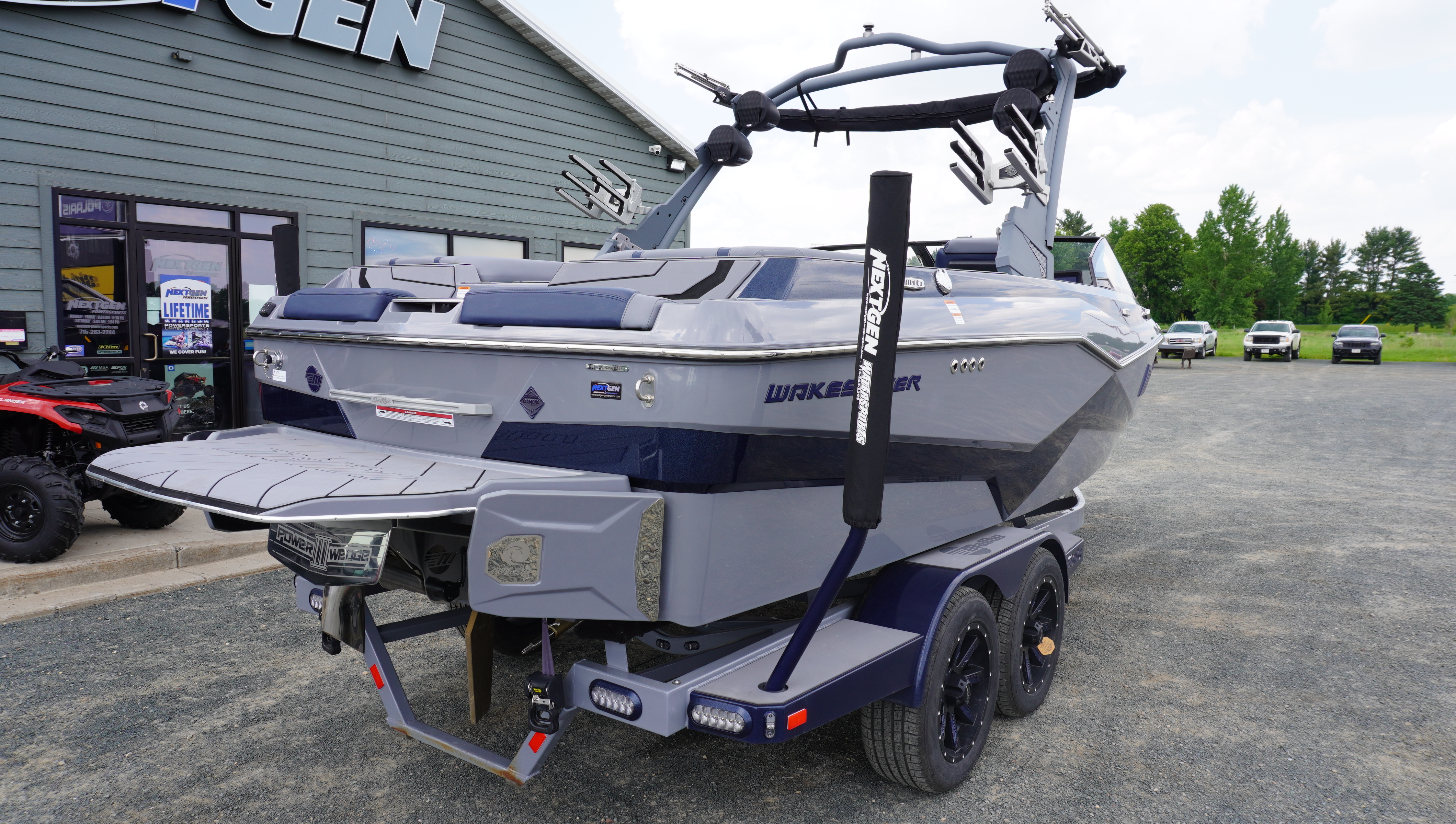 2023 Malibu Boats 22 LSV