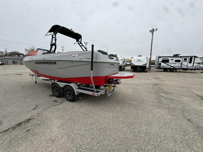 2025 Moomba Max