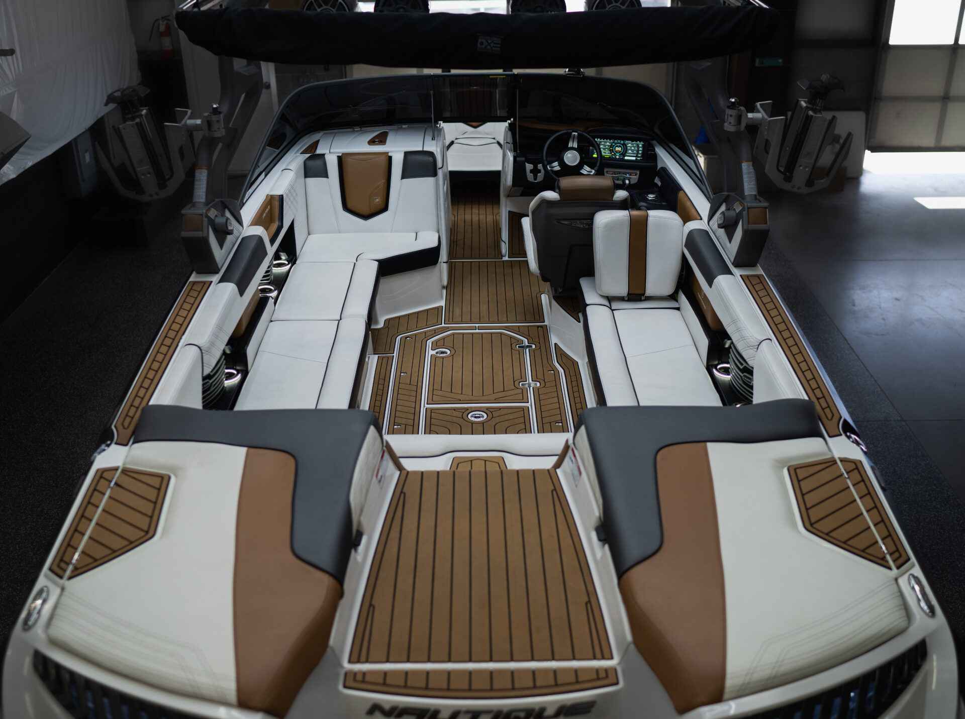 2017 Nautique G25