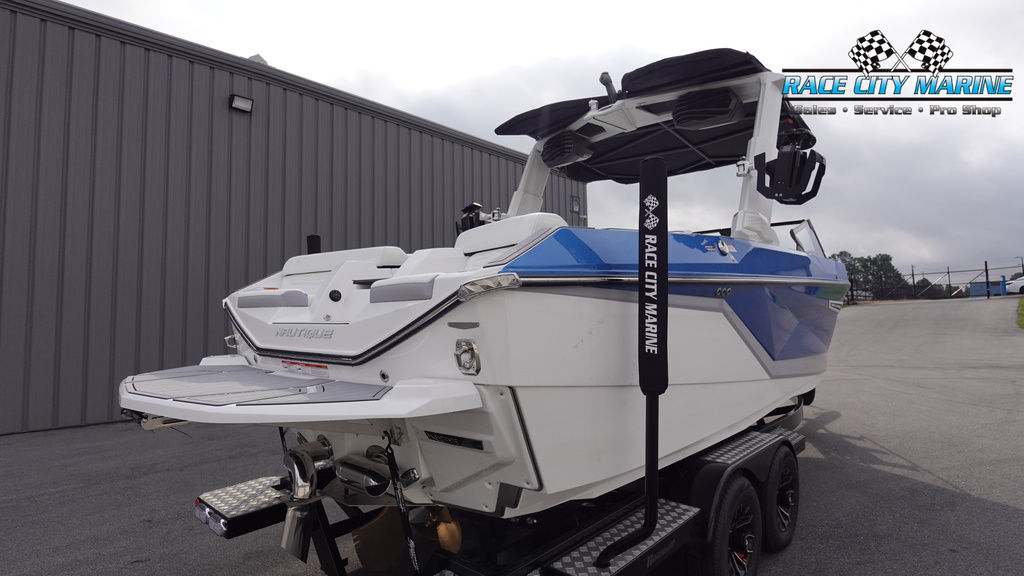 2025 Nautique G23
