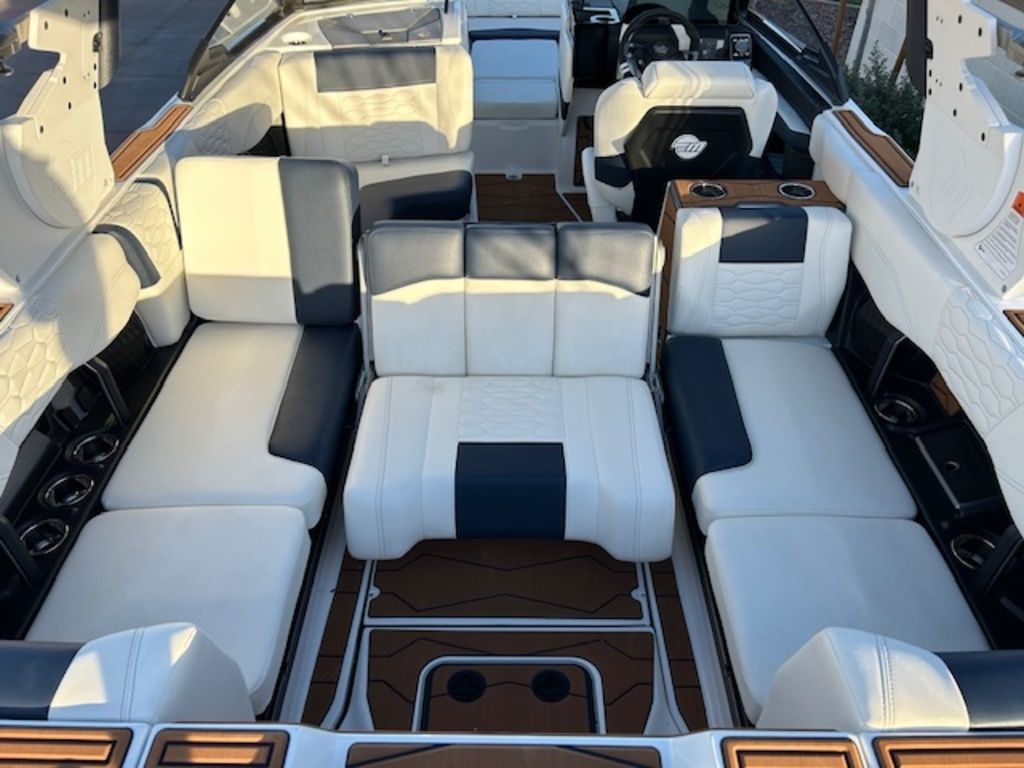 2025 Malibu Boats 24 MXZ