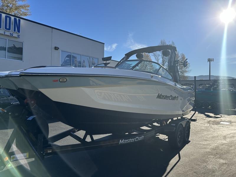 2025 MasterCraft X22