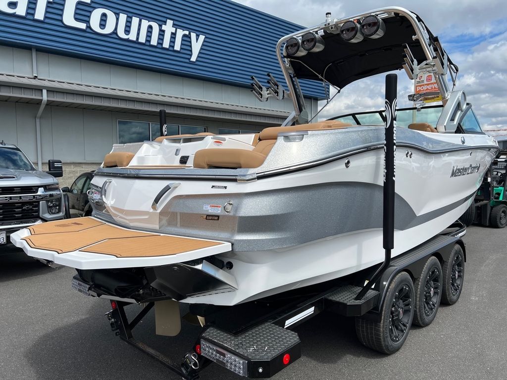 2023 MasterCraft X26