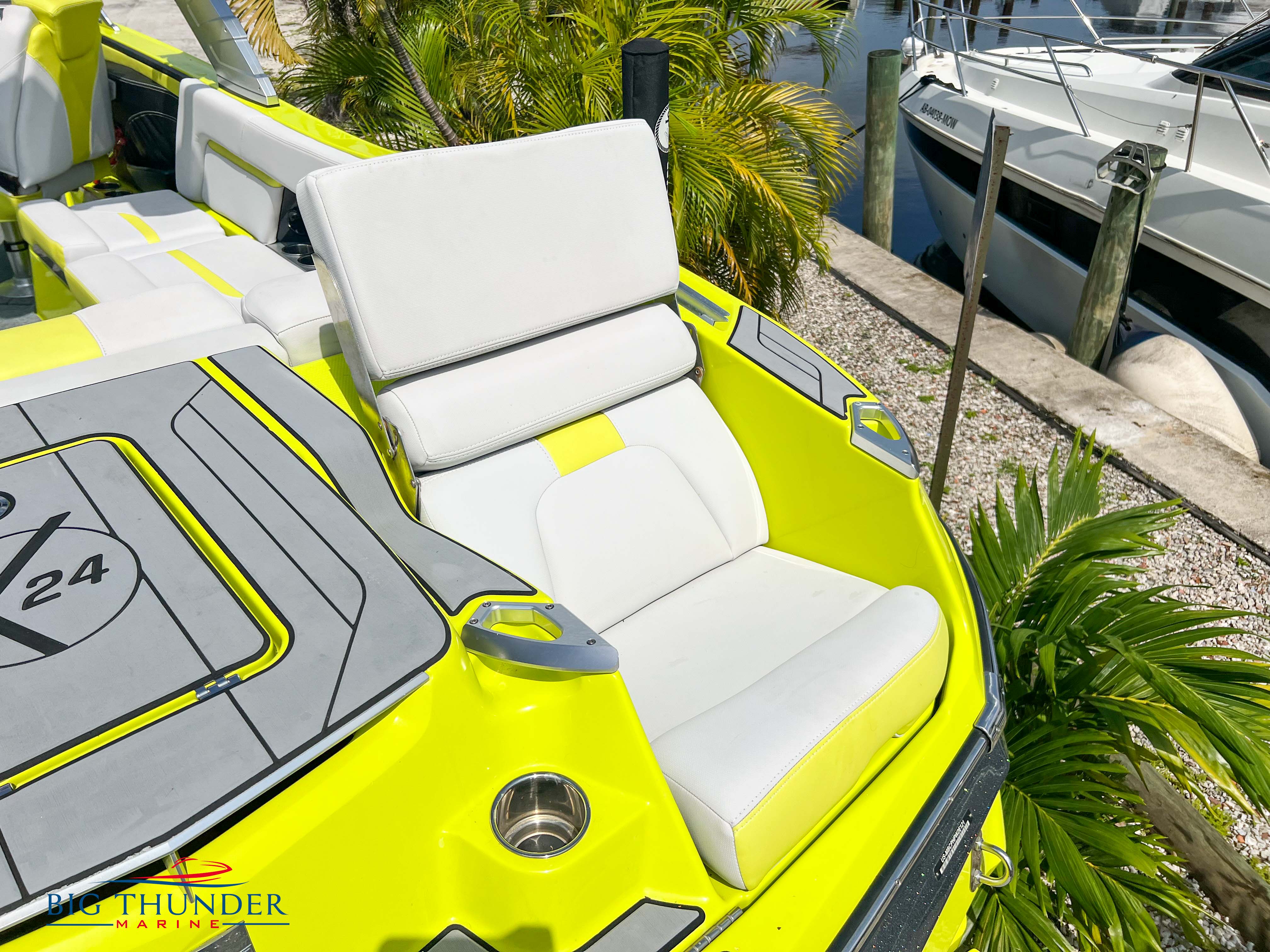 2021 Mastercraft X24