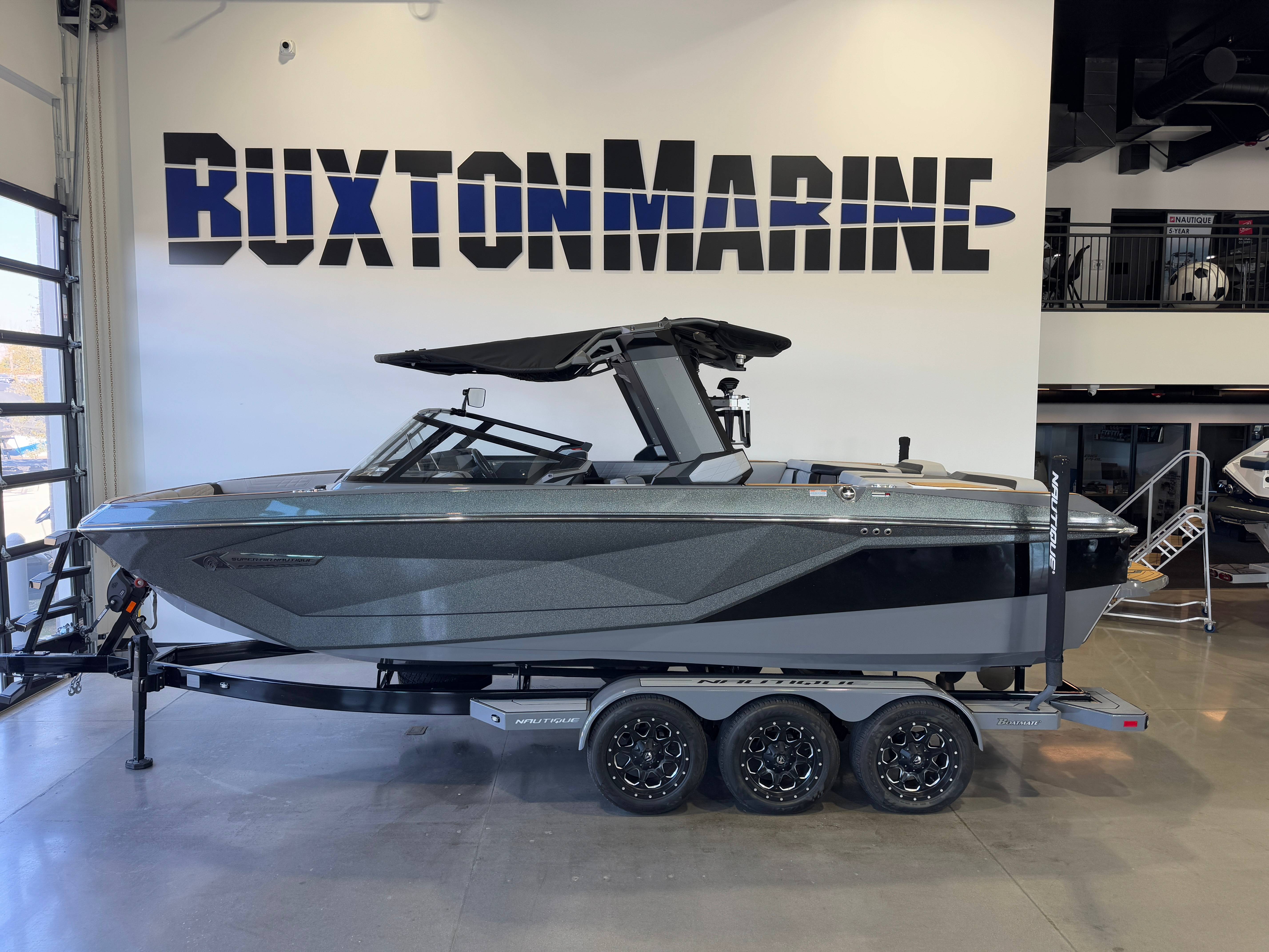 boat.Title