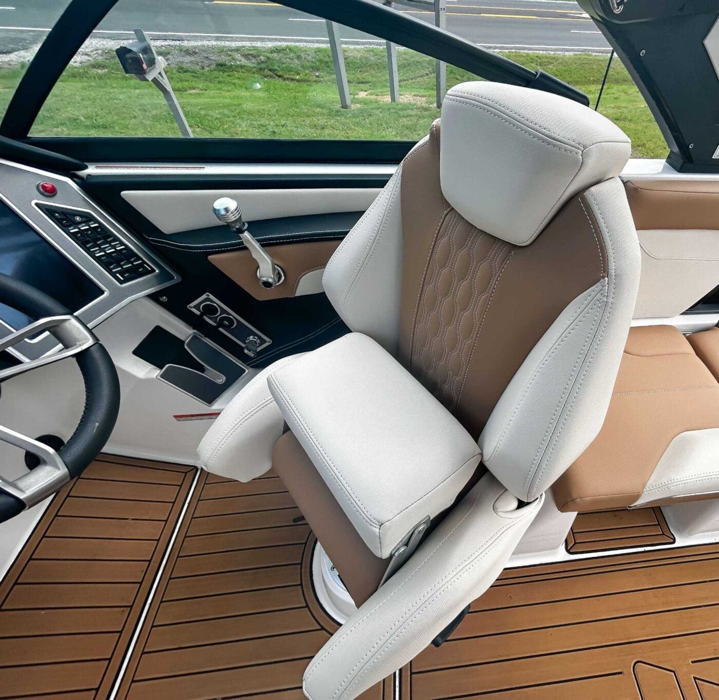 2022 MasterCraft XT24