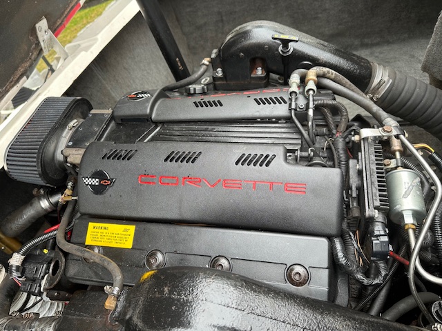 1995 Mastercraft Maristar 225 VRS with Corvette LT1