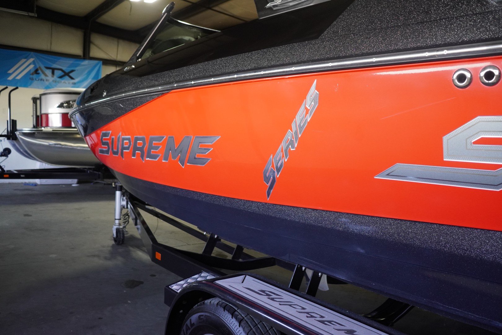 2017 Supreme Boats S211