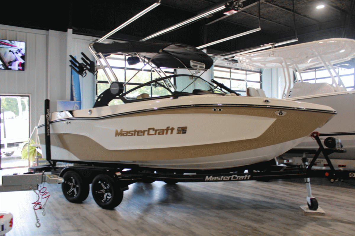 2023 MasterCraft XT20