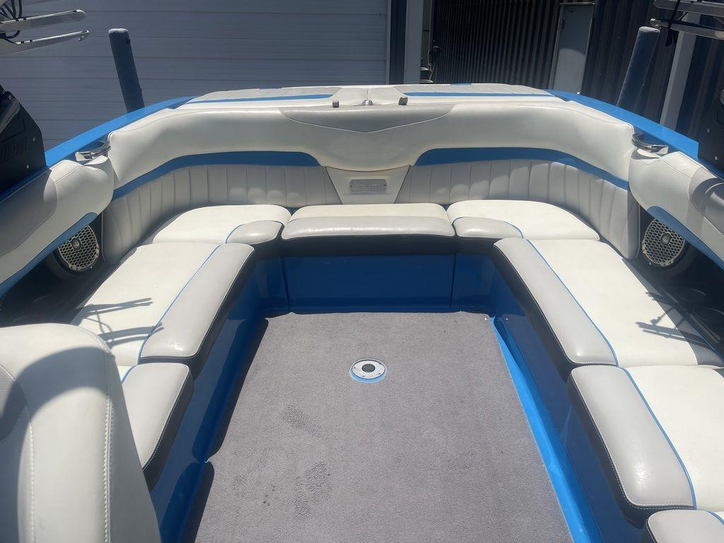 boat.Title