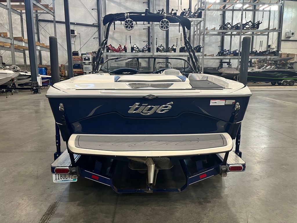 2012 Tige R20