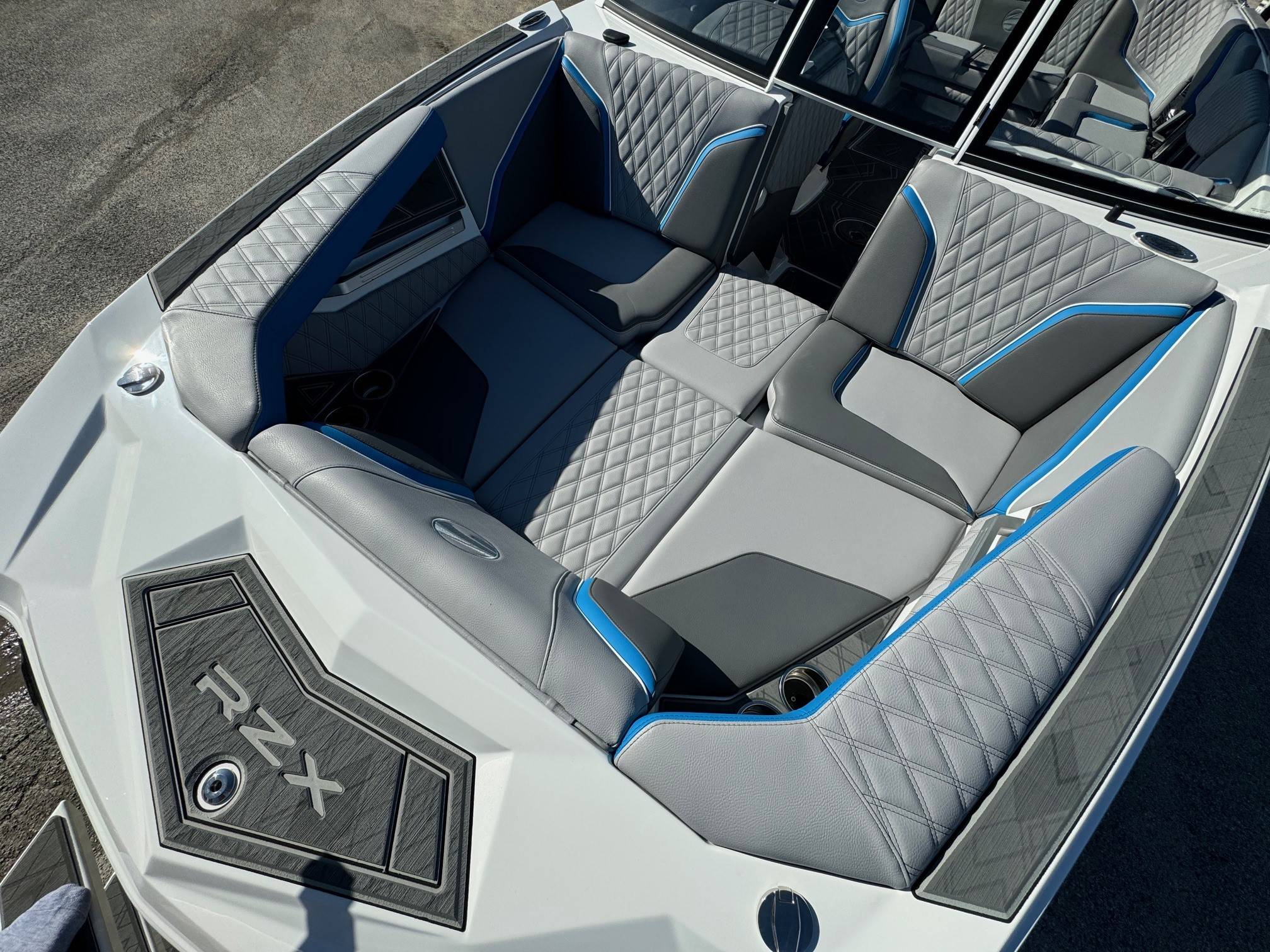2025 Tige 24RZX Icon