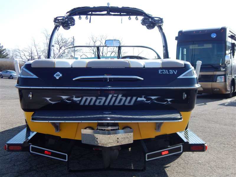 2006 Malibu Wakesetter 23LSV Trailer Power Wedge MLS Ballast Cruise