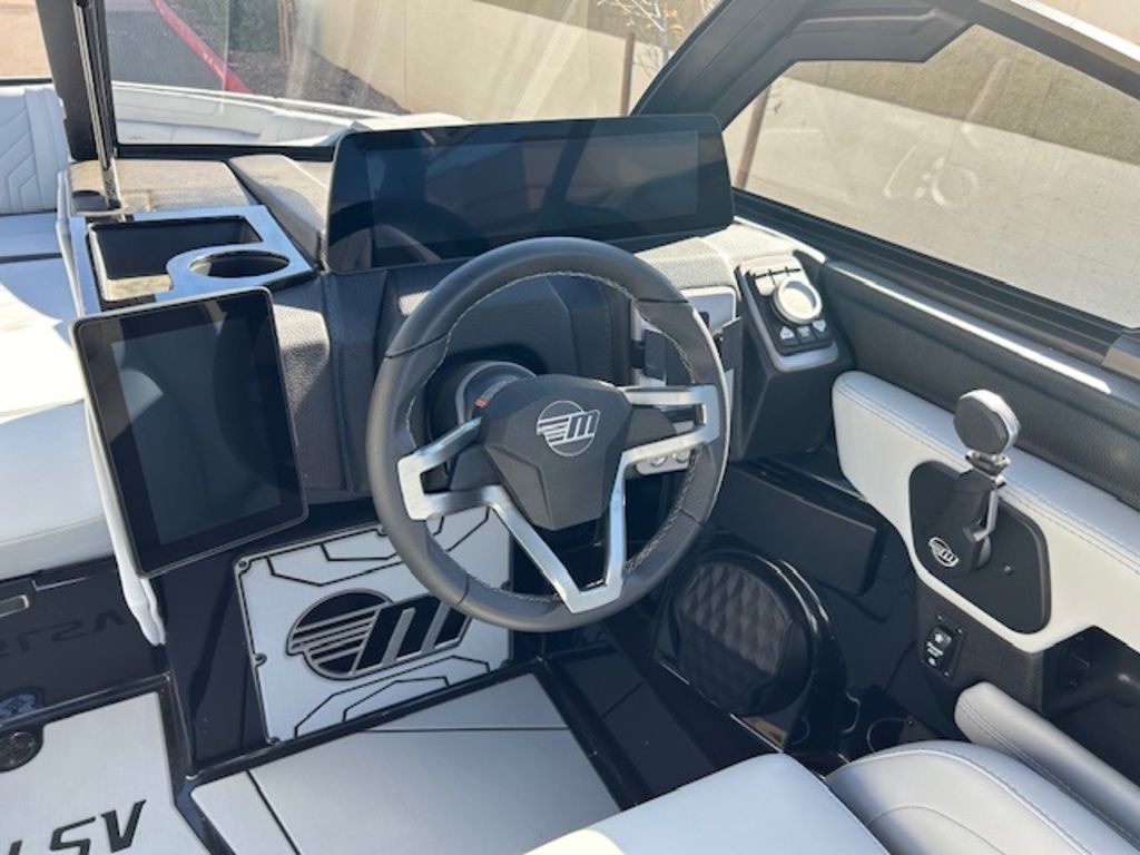 2025 Malibu Boats 25 LSV
