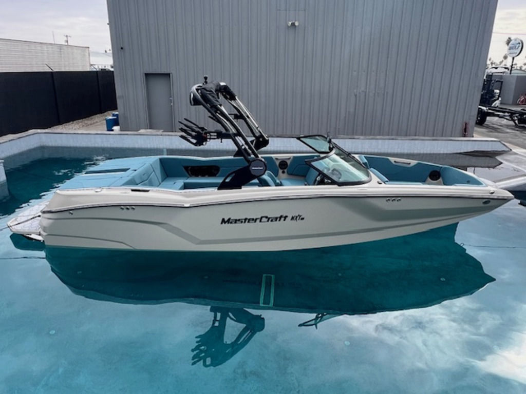 2025 Mastercraft NXT24