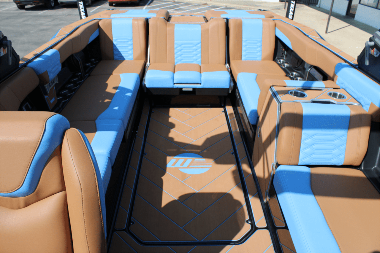 2025 Malibu 26 LSV