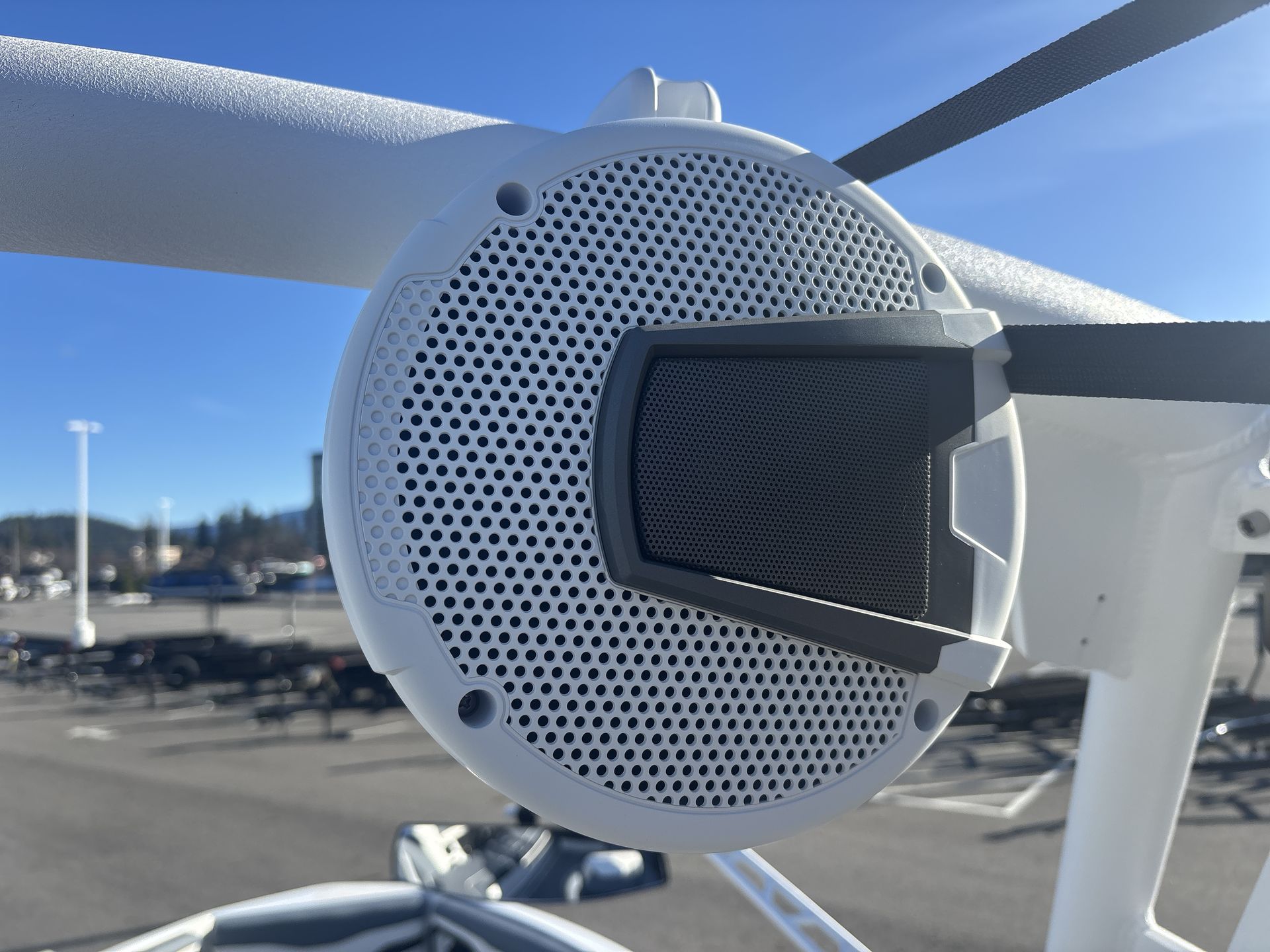 2025 Axis T235