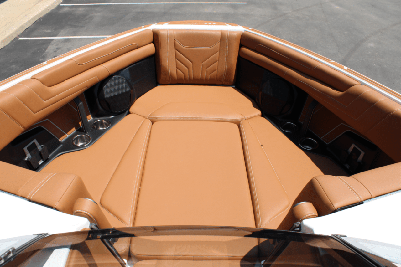 2025 Malibu 25 LSV