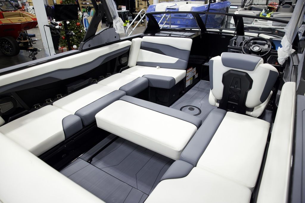 2025 Axis Wake Research T220