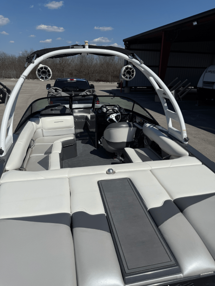 2014 Moomba Mobius LSV Icon