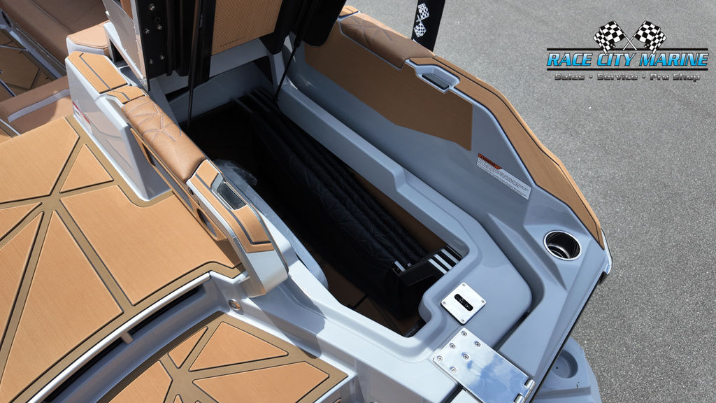 2025 Nautique P25