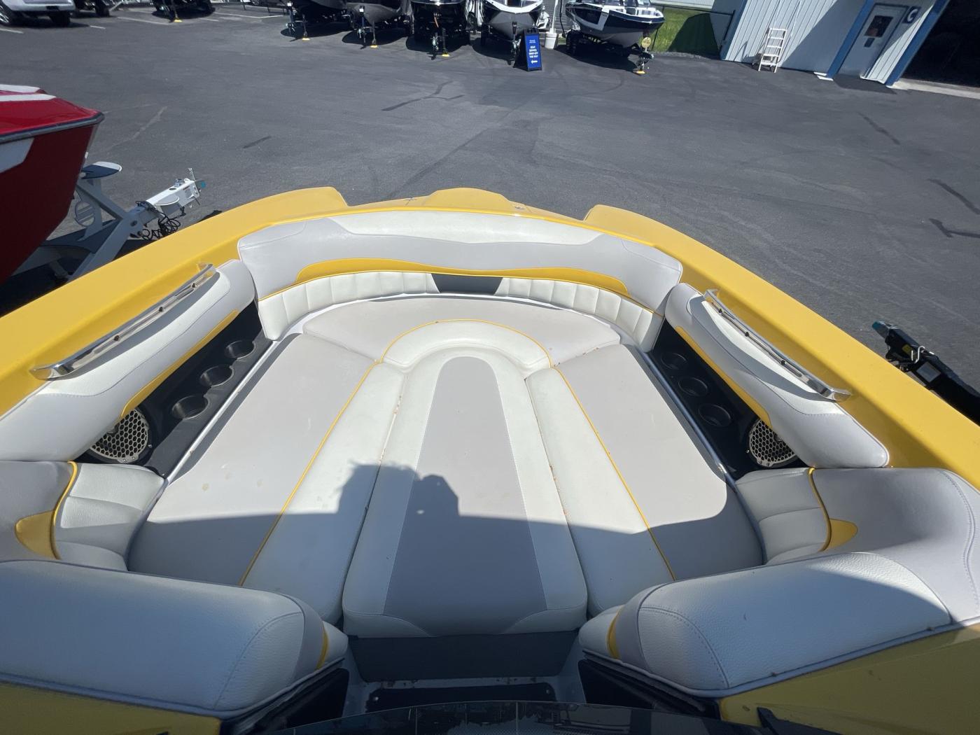 2013 malibu 22-MXZ