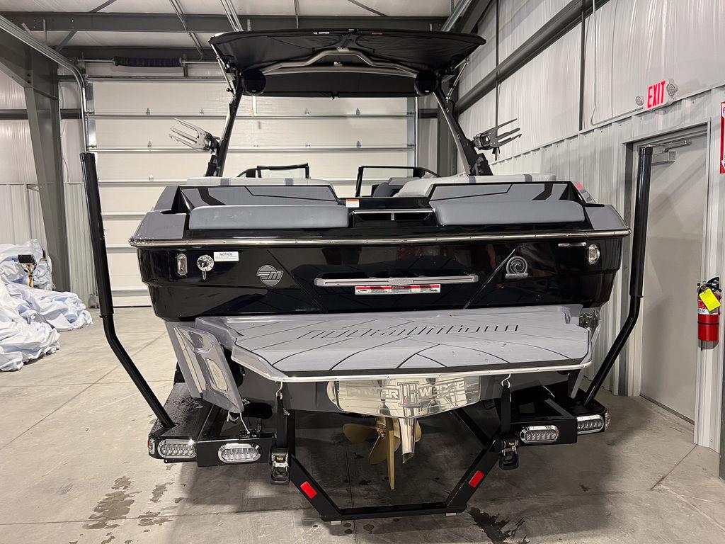 2024 Malibu Boats 22 LSV