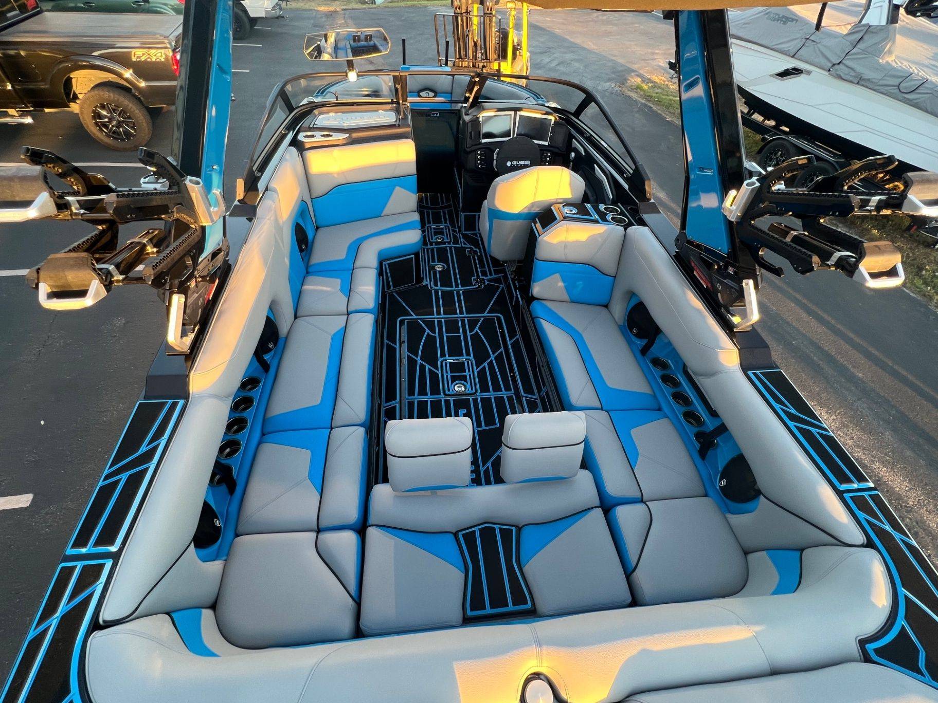 2023 Centurion RI245