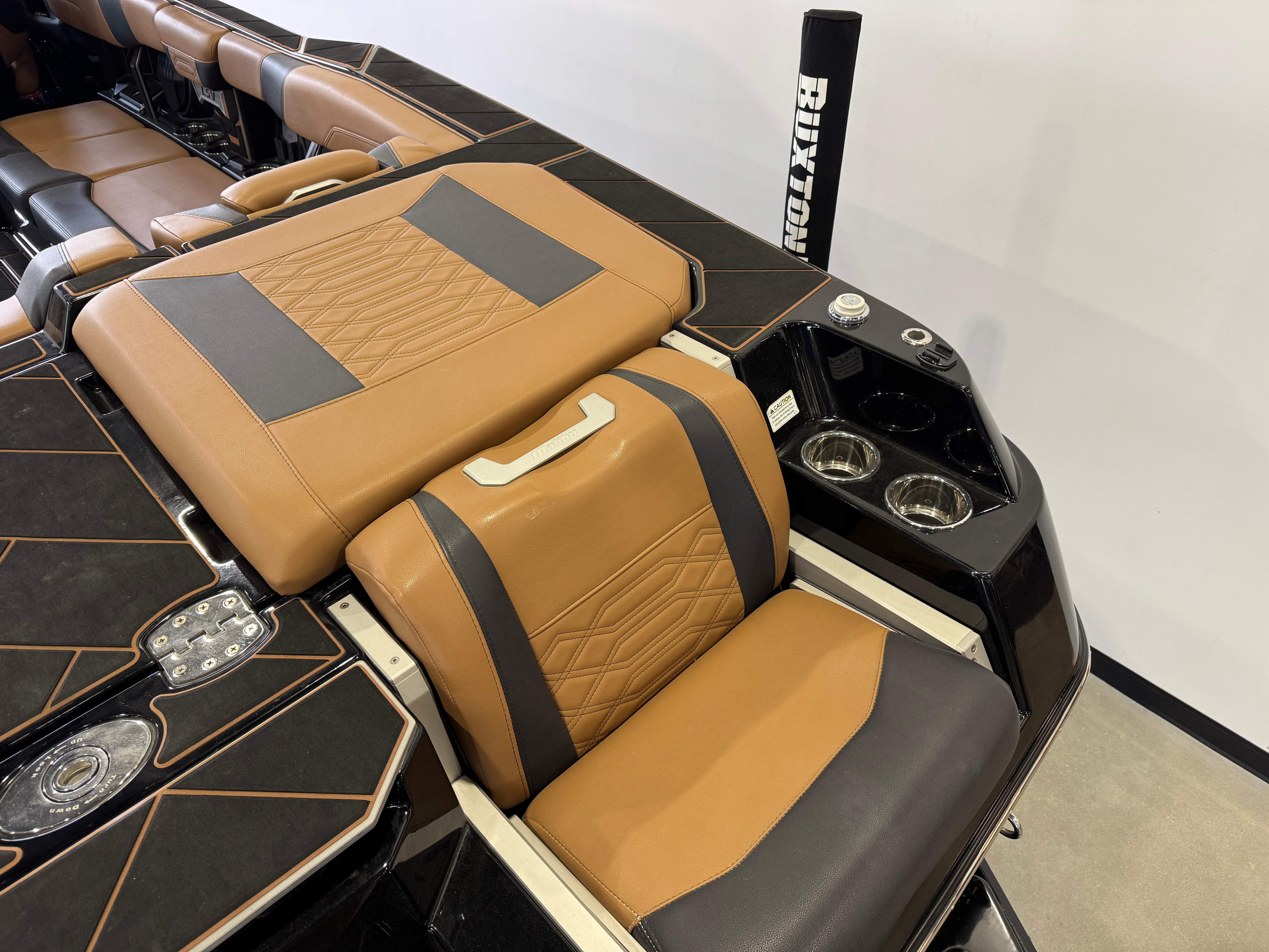 2023 Malibu Wakesetter 26 LSV