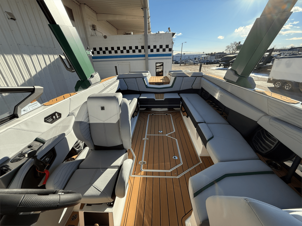 2025 Nautique G25