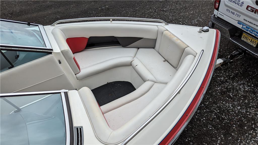 1993 MasterCraft Maristar 225