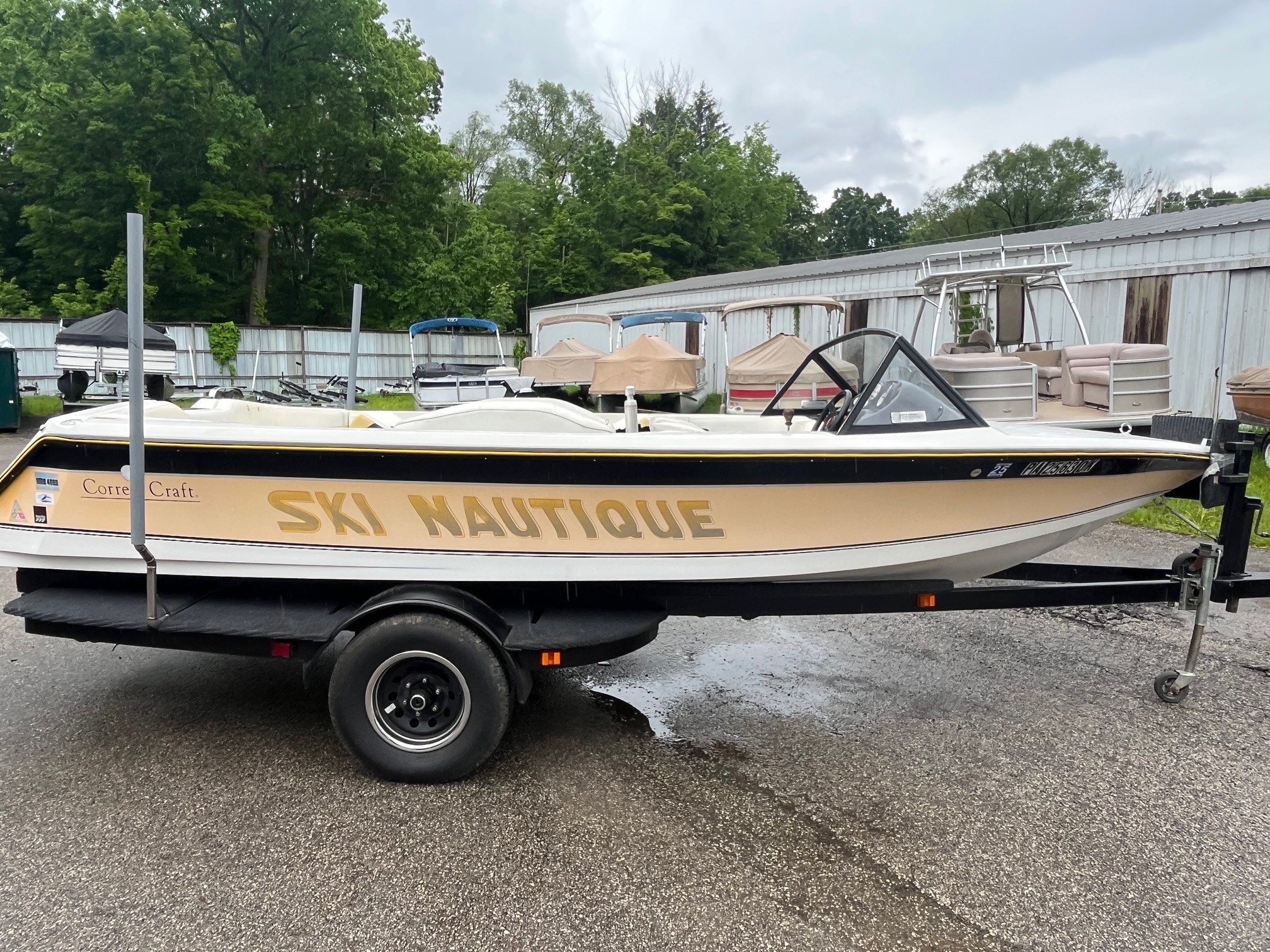 1990 Correct Craft Ski Nautique