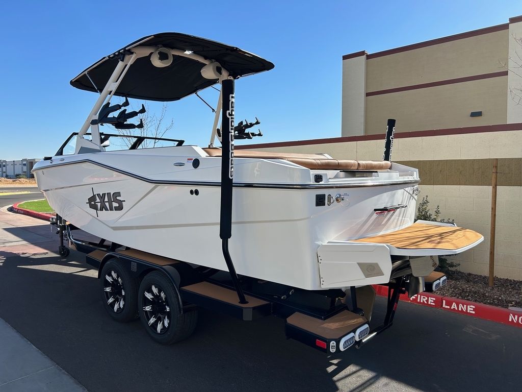 2025 Axis Wake Research T235