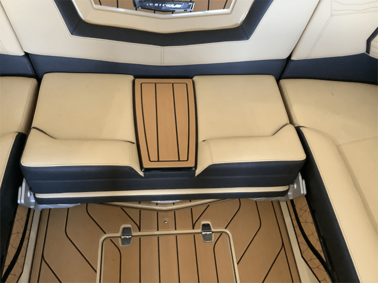 2025 Nautique G23